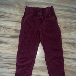 Lululemon Dance Studio Mid-Rise Jogger
(Full Length)